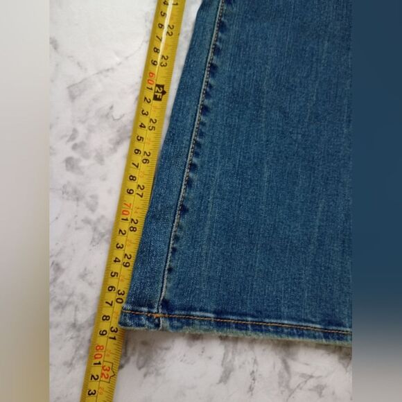 Time and Tru High Rise Flare Jeans Size 18 - Picture 6 of 9